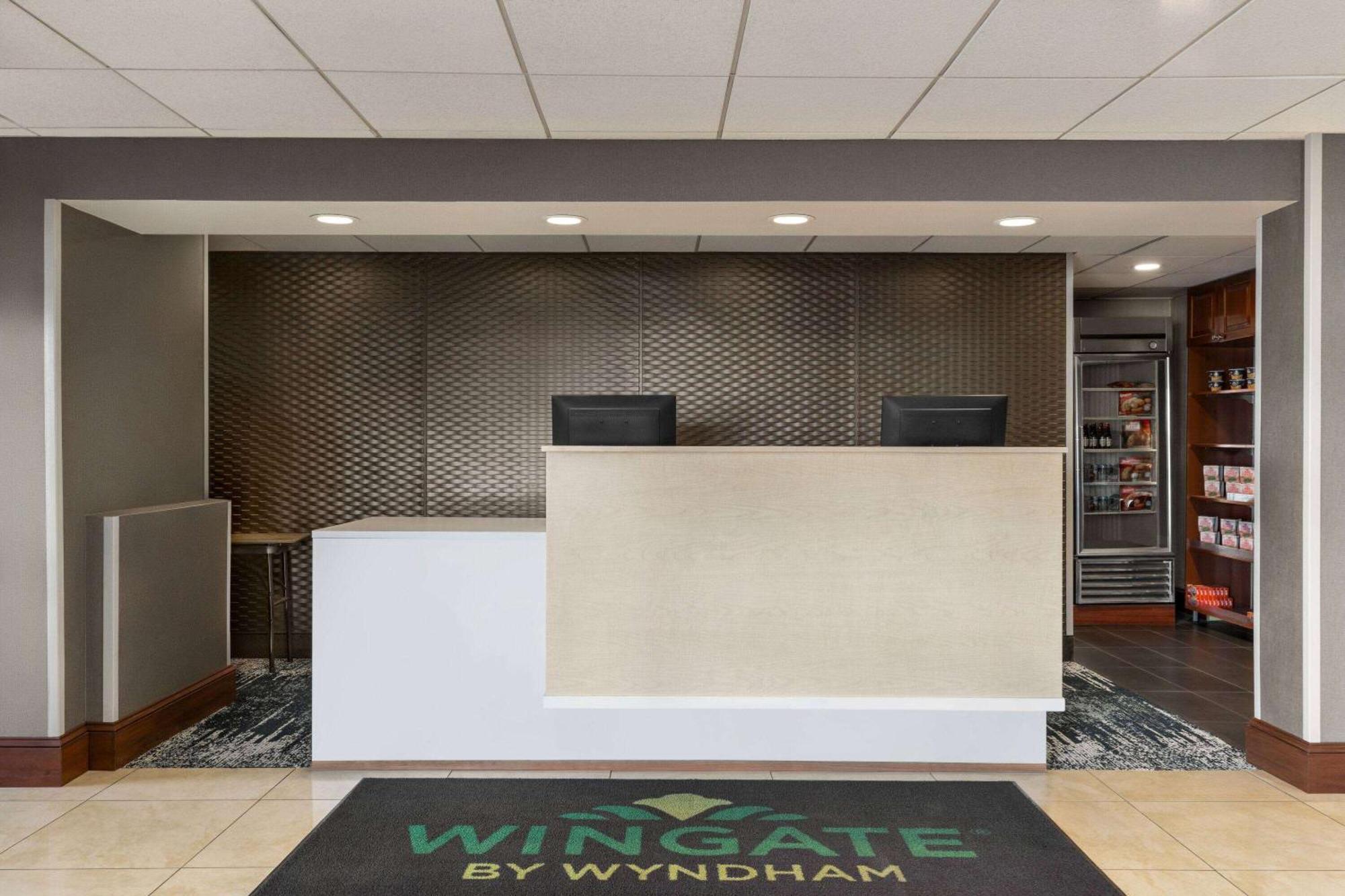 Wingate By Wyndham Fletcher At Asheville Airport Exteriör bild